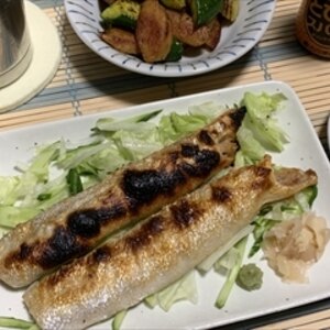 魚焼きグリルで♪鮭ハラスの美味しい焼き方